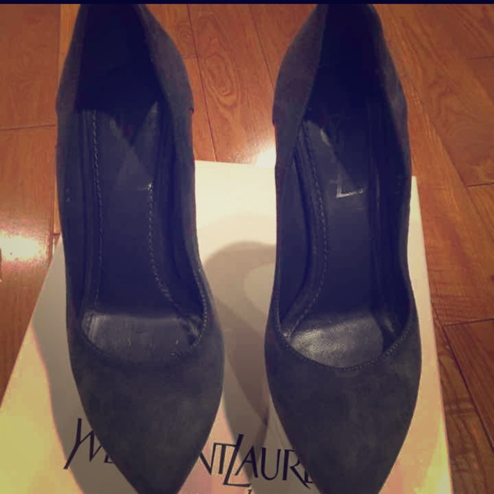 YSL pump suede and patent leather 100% authentic